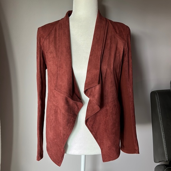 BB DAKOTA Wade Faux Suede Drape Cherrywood Jacket - Picture 2 of 8